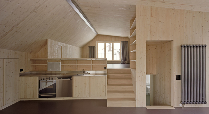 Das Graue Haus | EDELAAR MOSAYEBI INDERBITZIN